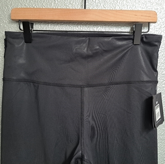 NWT Cycle House Shiny Black Workout Leggings    Size XL - Picture 2 of 10
